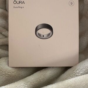 NIB Oura Ring 4 Stealth Edition/Noir mat size 9